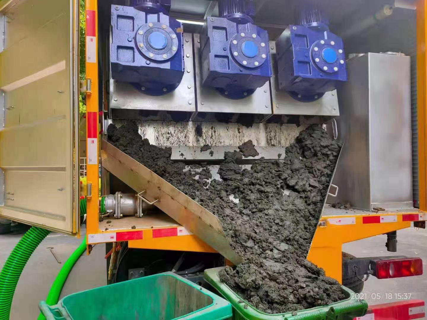 德兴化粪池清掏城市维护站-泥浆净化干湿分离处理